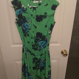 Beautiful Green w. Blue flowers NY&Co Dress